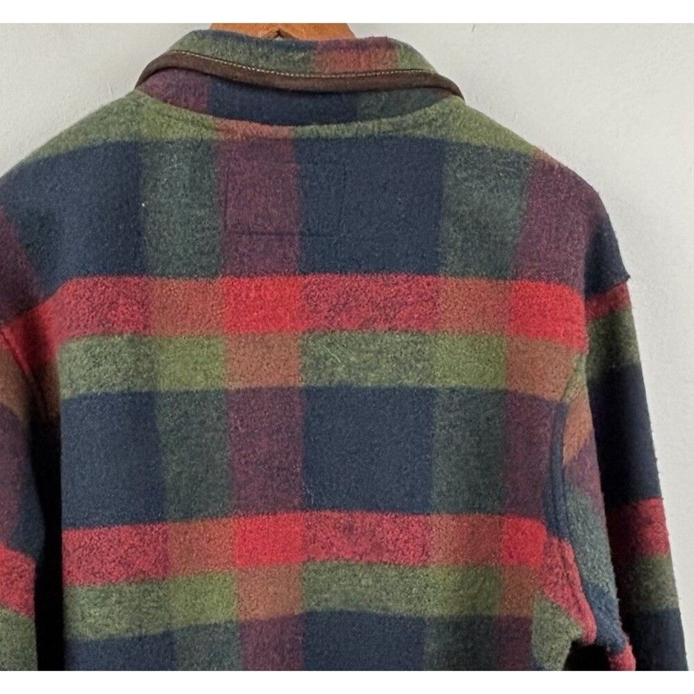 John Wayne Timeless Classic Fleece 1/4 Snap Red and Green Plaid Pullover Large - Picture 5 of 6